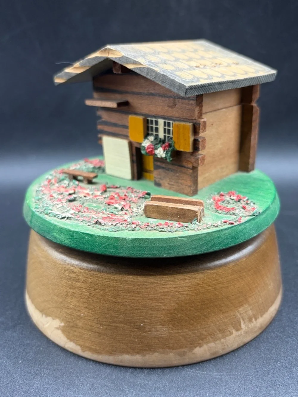 Vintage Reuge Swiss Chalet Cabin Music Box “Toy Symphony” Trinket Box Works